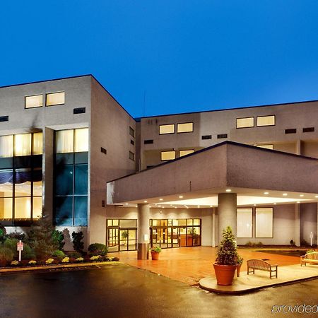 Red Lion Hotel 克伦威尔 外观 照片