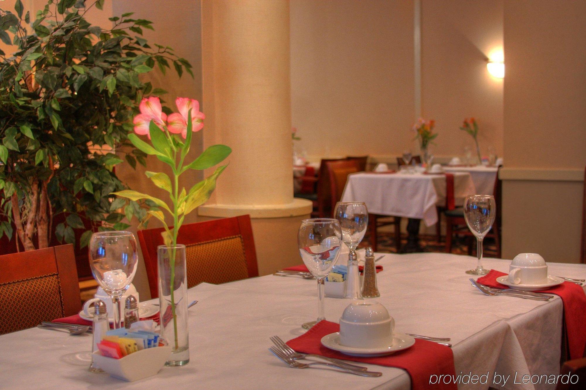Red Lion Hotel 克伦威尔 餐厅 照片